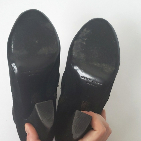 Sigerson Morrison black suede ankle boots booties, very good condition, sz 8.5. - Picture 7 of 8